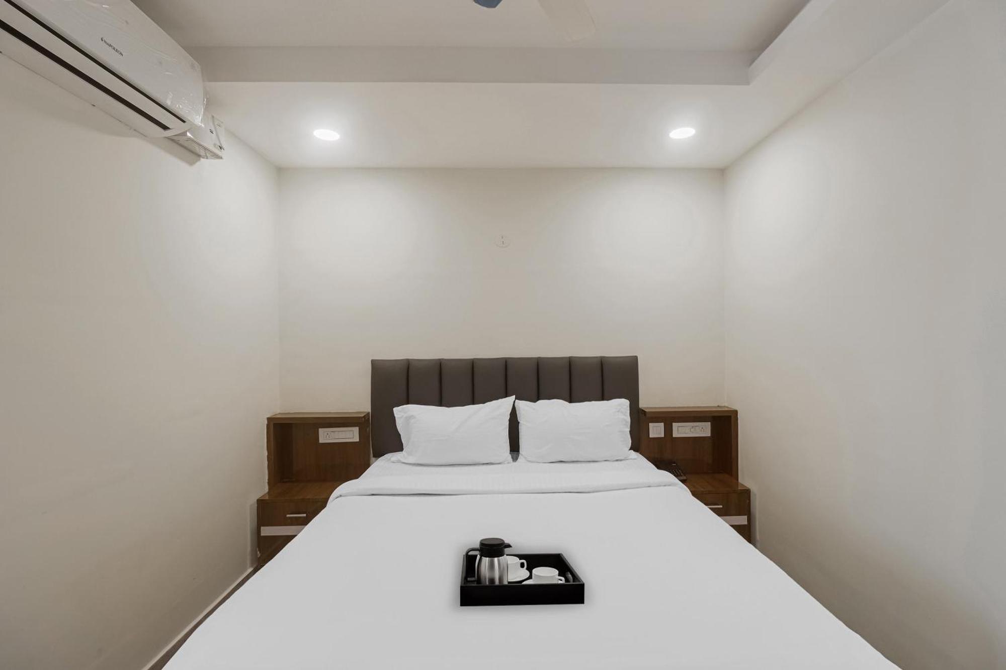 Townhouse Dj Grand 호텔 티루파티 외부 사진